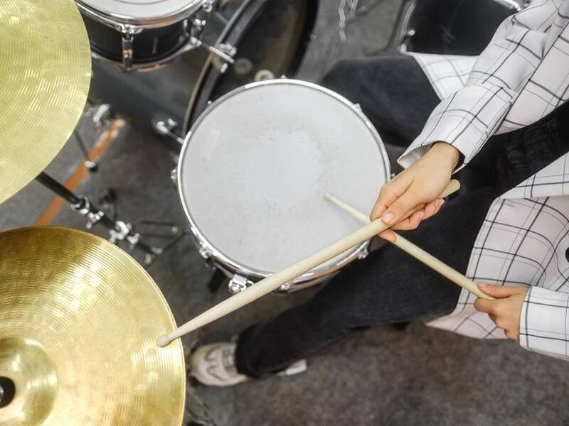 6 Benefits of Private Drum Lessons for Beginners